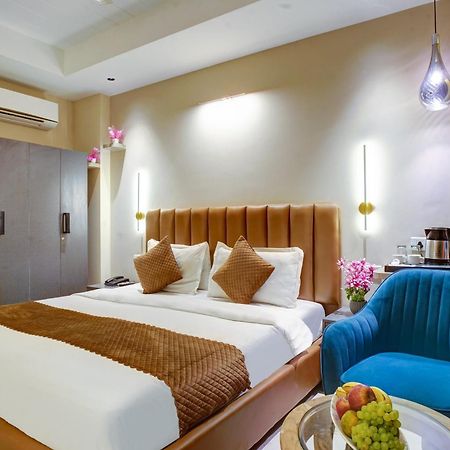 Rjk Stay - Sohna Road & Spaze It Park Gurgaon Ngoại thất bức ảnh