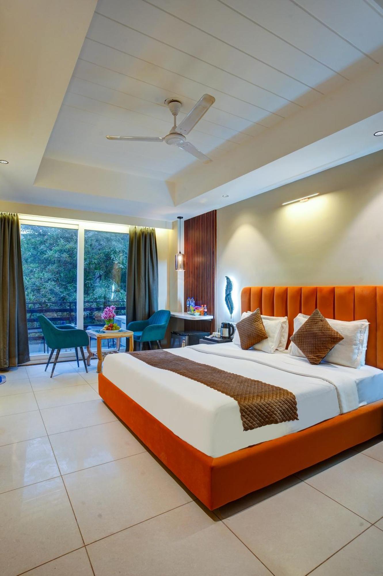 Rjk Stay - Sohna Road & Spaze It Park Gurgaon Ngoại thất bức ảnh